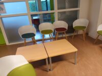 Westfriese Uitdaging - 2023 08 Verschillende stoelen en tafels